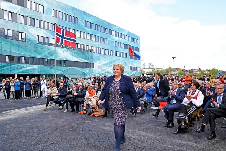 Statsminister Erna Solberg åpnet nytt PET-senter i Tromsø 